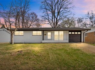 10334 Edgefield Dr, Saint Louis, MO 63136