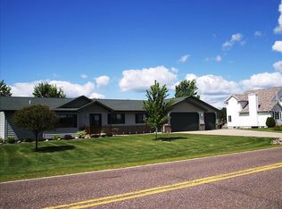 910 W Chippewa St, Cadott, WI 54727