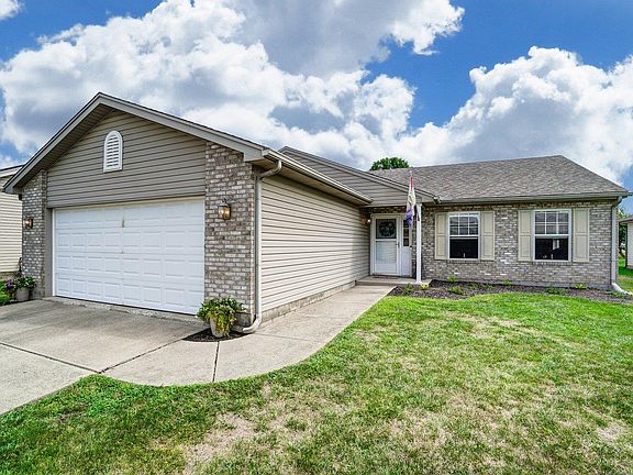 3rd image of 562 Cheyenne Ct