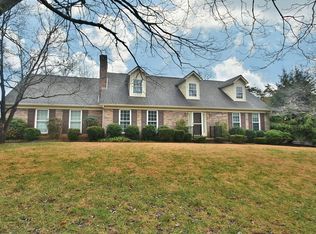 1432 Queensbridge Dr, Knoxville, TN 37922