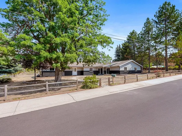 1754 36th Ave Ct, Greeley, CO 80634