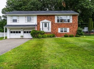 38 Kings Rd, Rockaway, NJ 07866