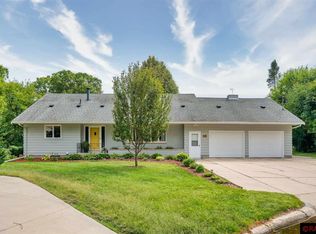 115 Allan Ct, Mankato, MN 56001