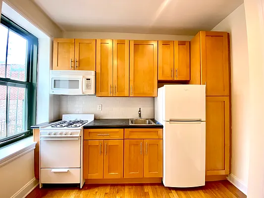 Rented by City & Suburban | media 22