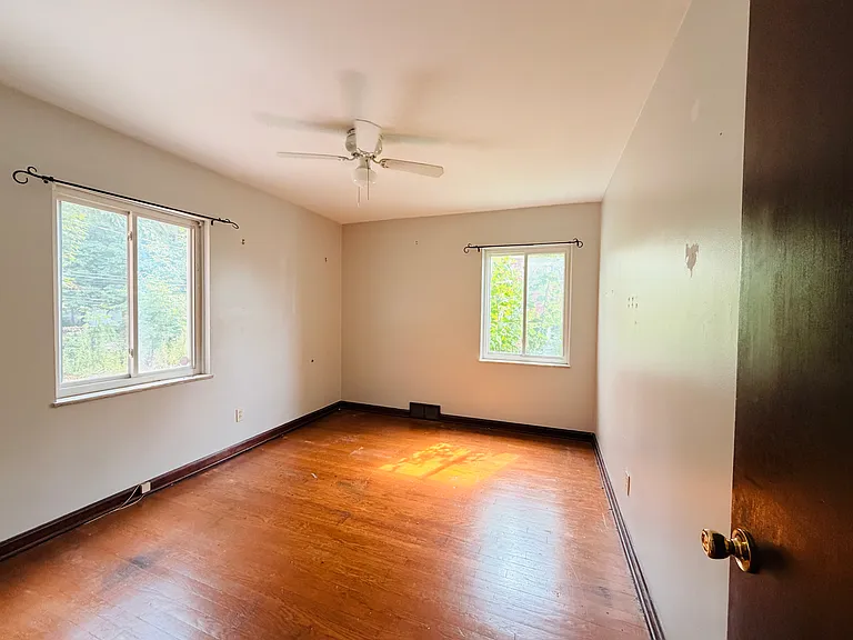 14330 Lakewood Heights Blvd — Photo 7