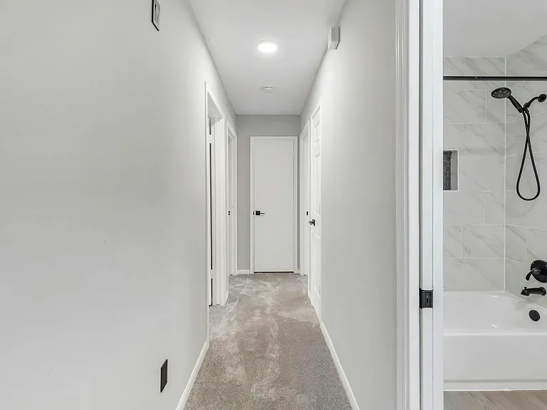 2226 Nantucket Dr — Photo 31