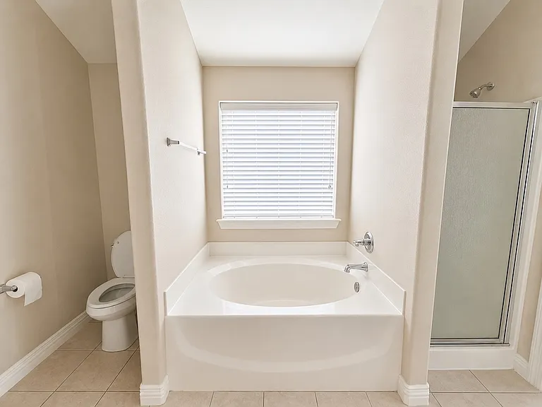 3845 Cedar Falls Dr — Photo 11