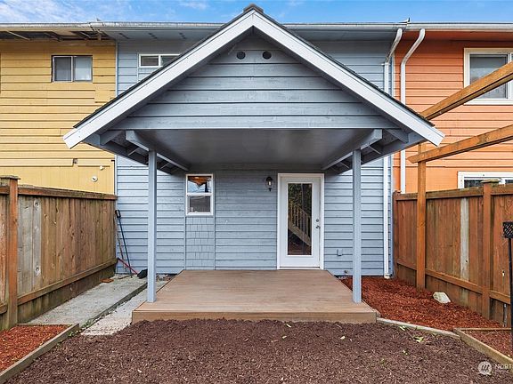 4th image of 8805 13th Street NE
