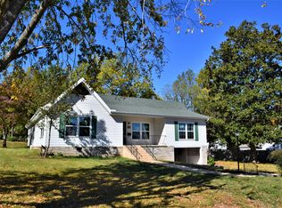 114 Oak Dr, Harrison, AR 72601