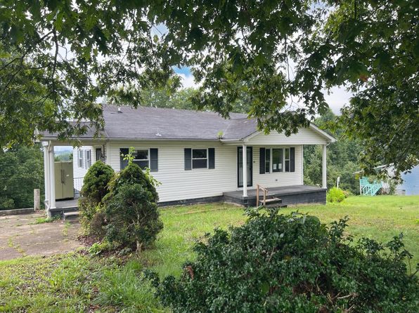 596 Big Smith Ridge Rd, Clintwood, VA 24228