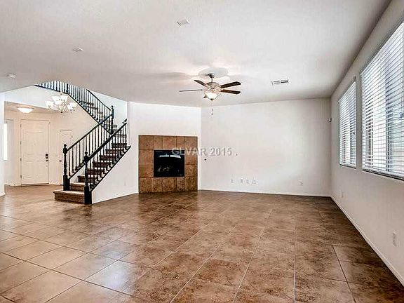 3rd image of 7423 Dumbarton Oaks St
