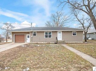 812 Main St N, Minnesota Lake, MN 56068