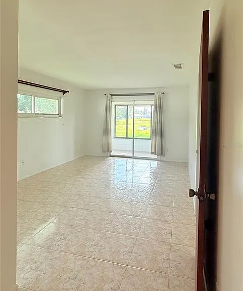 140 Fairway Ten Dr — Photo 8