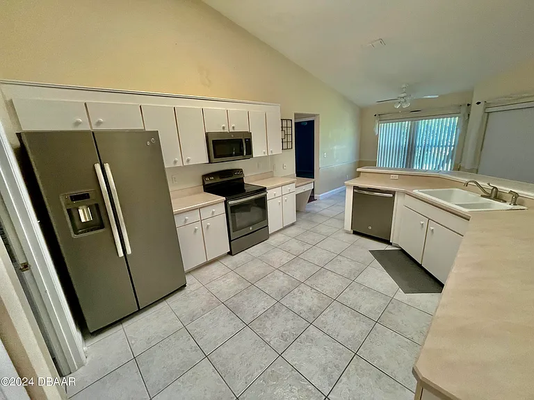 137 Bryan Cave Rd — Photo 9
