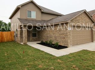 8215 Tesoro Hls, San Antonio, TX 78242