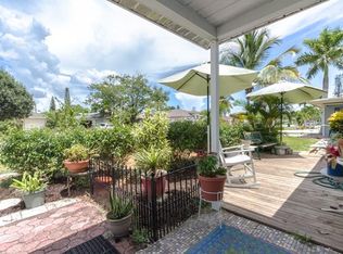 710 101st Ave N, Naples, FL 34108