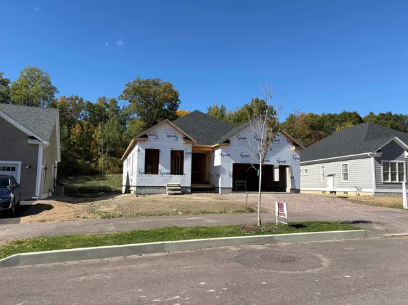 196 Larrow Drive #2, Williston, VT 05495