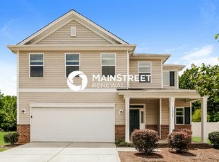 13029 Joclaire Ct, Charlotte, NC 28215