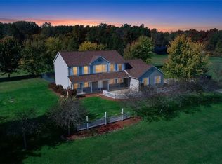 26420 West Rd, Wellington, OH 44090