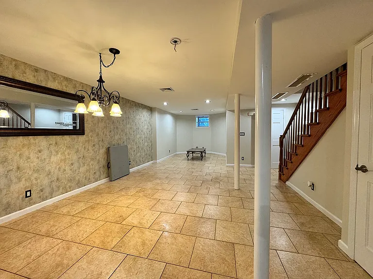 60 Hausman St #1 — Photo 24