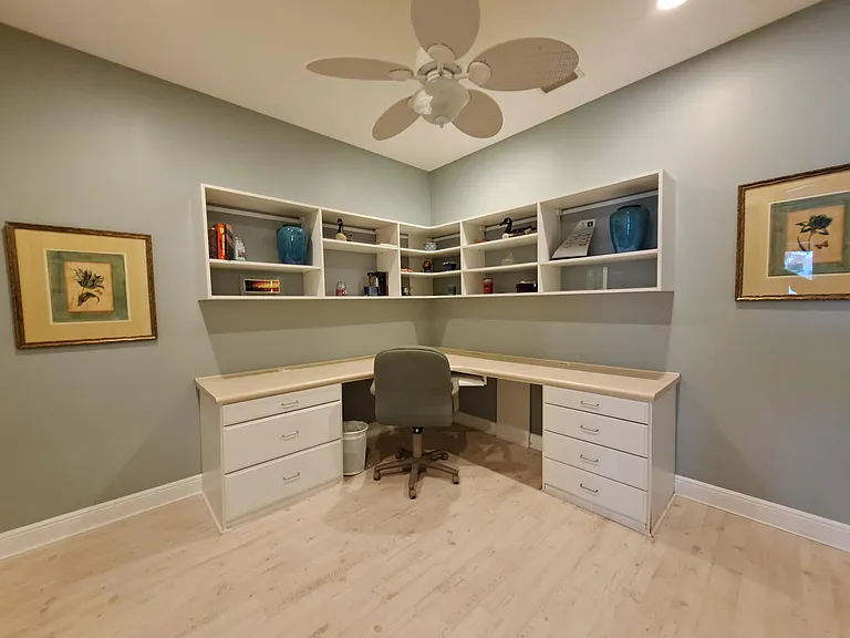 204 Shelley Ln #204 — Photo 28