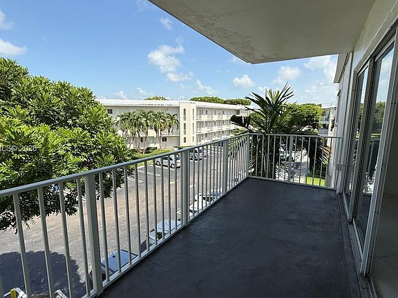 5th image of 7701 SW 88th St #B330
