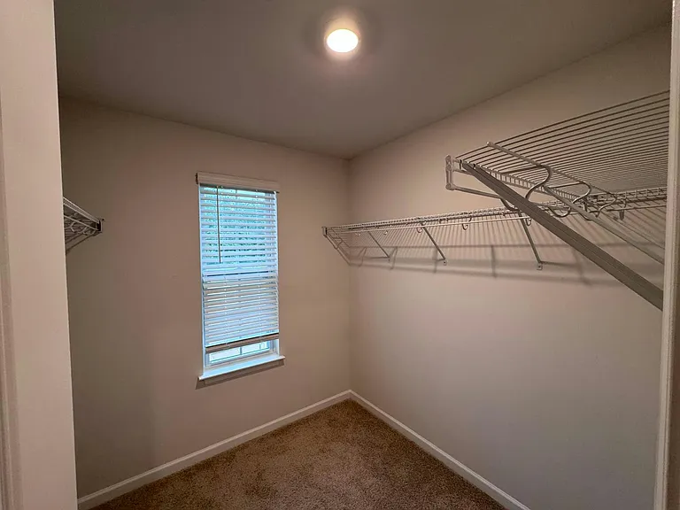 285 Moyer Dr — Photo 22