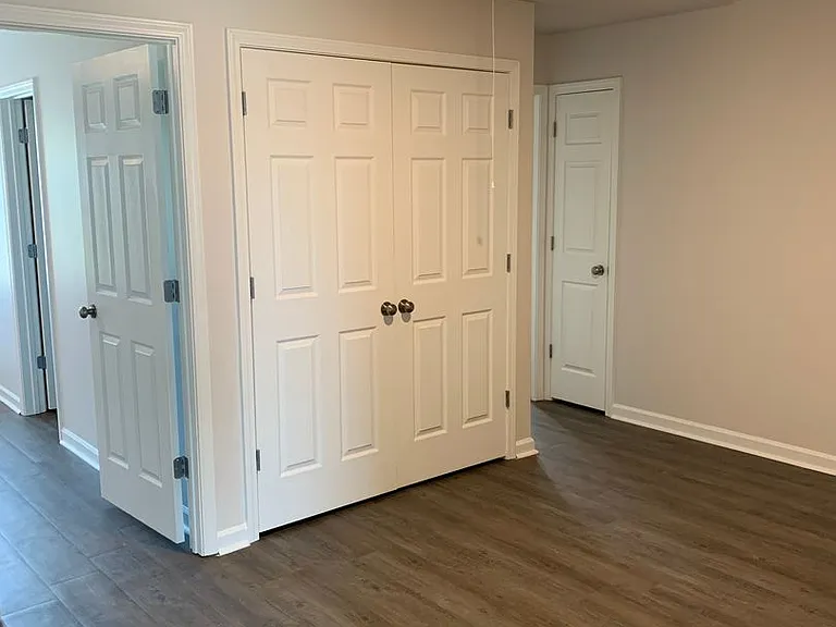 12391 Waterbury Dr — Photo 14