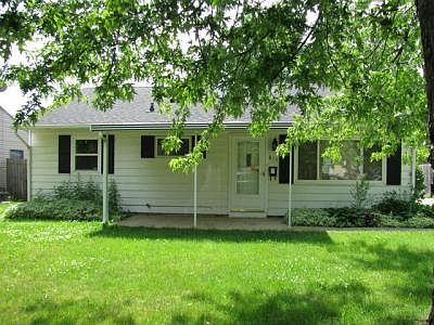 1st image of 815 Blaine Ave