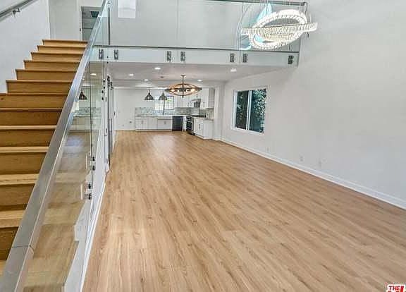 5th image of 2300 Voorhees Ave #B
