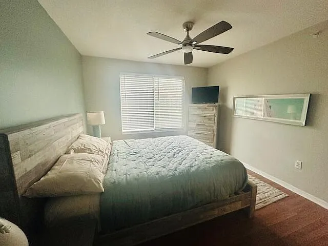 402 Villa Cir #402 — Photo 15