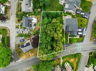 239 Nahant Rd, Nahant, MA 01908