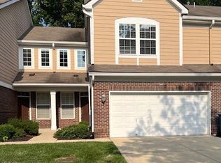 5669 Brownstone Dr, Indianapolis, IN 46220