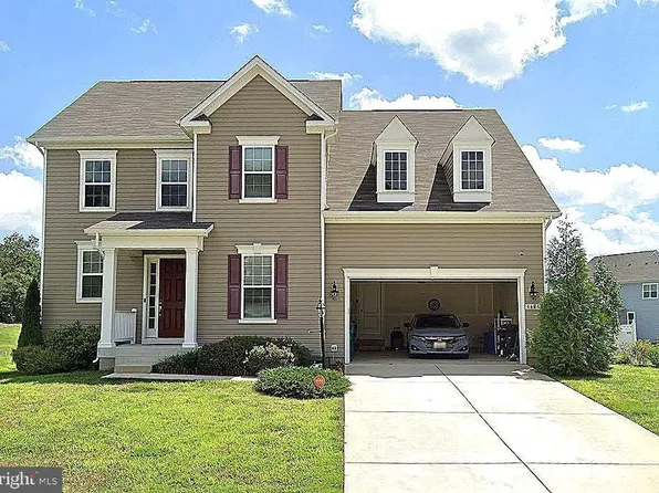 4484 Irish Peach Ct, Waldorf, MD 20602