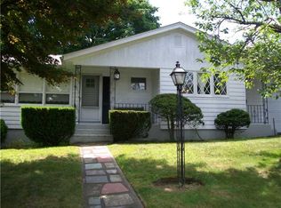 37 Frances Dr, Cranston, RI 02920