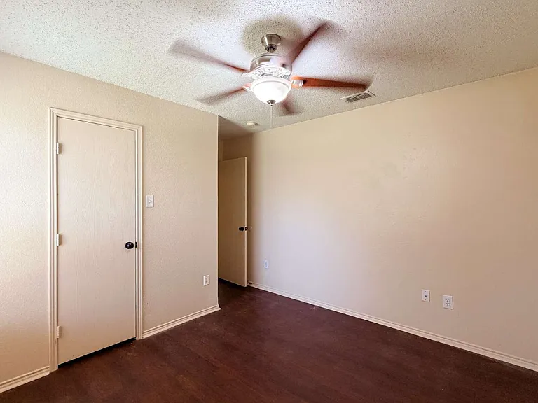 1009 McKavett Dr — Photo 22