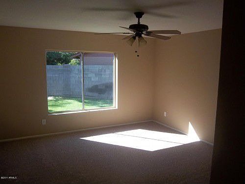 3rd image of 1003 W Rosemonte Dr