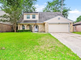 18511 Sweetmeadow Dr, Spring, TX 77379