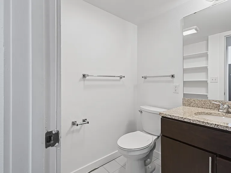 Emerson Lofts — Photo 48