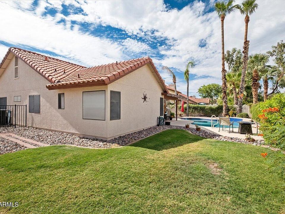 2nd image of 1950 E SHEENA Drive