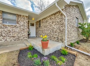 307 S Avenue H, Blum, TX 76627