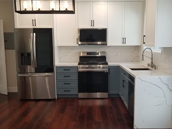5th image of 8999 Gladbeck Ave