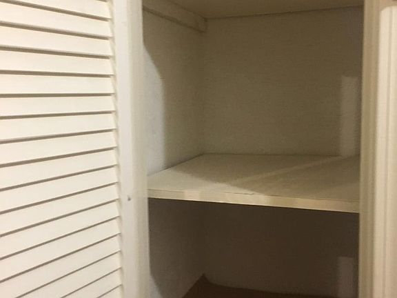 4th image of 379 Huse Rd Unit 29