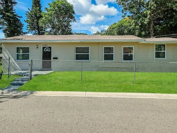 1585 47th St S, Saint Petersburg, FL 33711