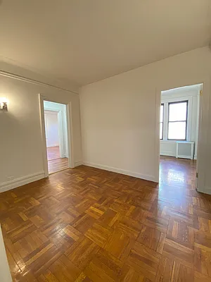 Rented by Peter R. Hungerford, LREB | media 7