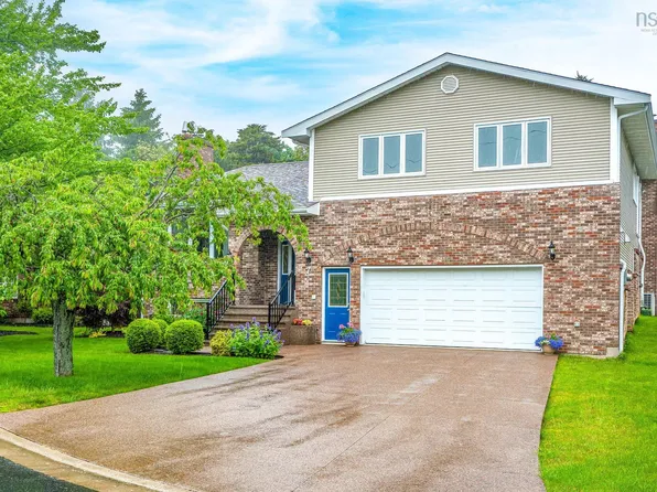 7 Banbury Close, Halifax, NS B3M 3R3
