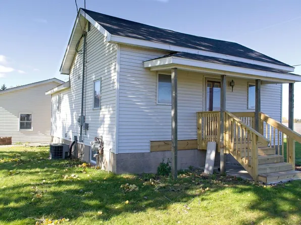 1993 N Jones Rd, Essexville, MI 48732