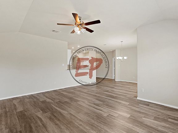 3rd image of 3021 Keathley Dr