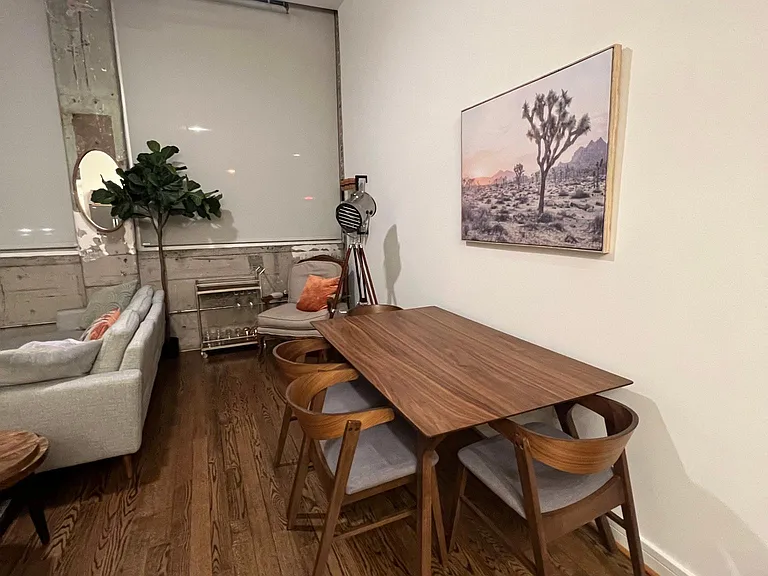 2441 N Broadway #113 — Photo 7
