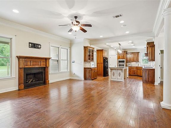 4th image of 12422 Katie Dr